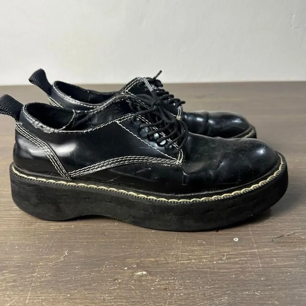 Zara Women's Black Oxfords